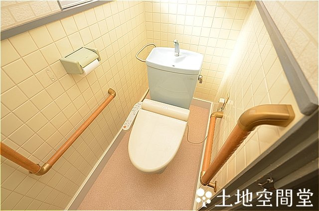 永犬丸南町５丁目　離れ付き平屋のトイレ