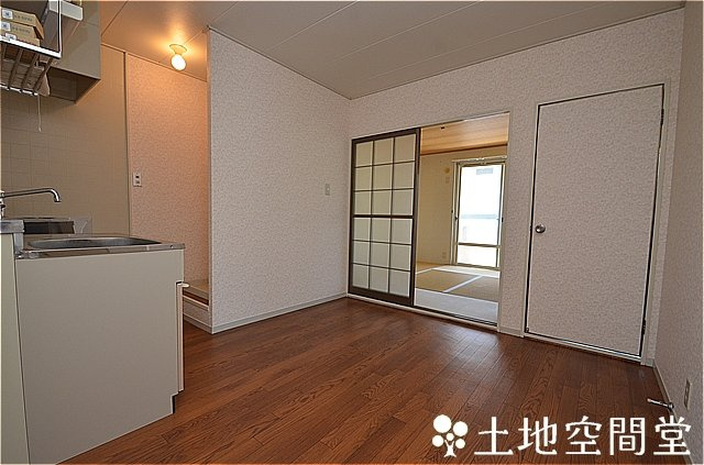 グランディール松寿山の居間・リビング