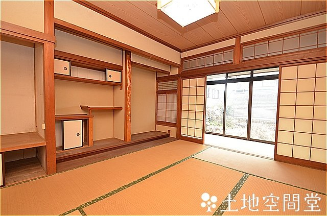 沖田５丁目貸家の和室