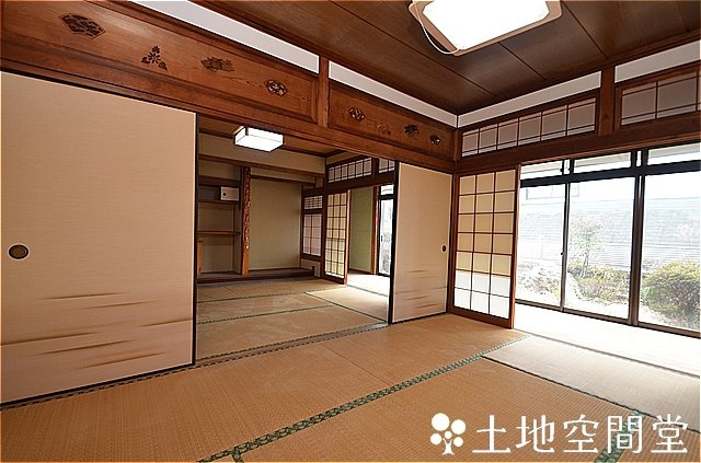 沖田５丁目貸家