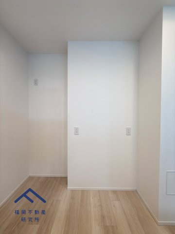 ネクサス薬院二丁目の洋室