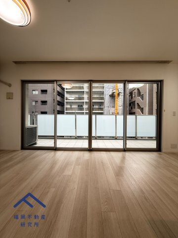 ネクサス薬院二丁目の居間・リビング