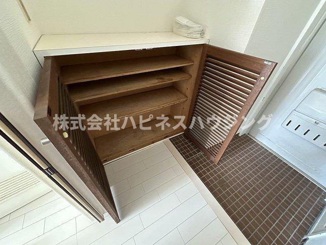 ユニパリス柏駅前の玄関