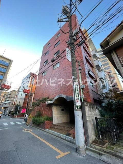 ユニパリス柏駅前の外観