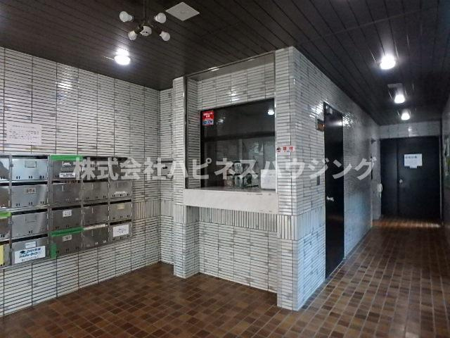 ユニパリス柏駅前のエントランス