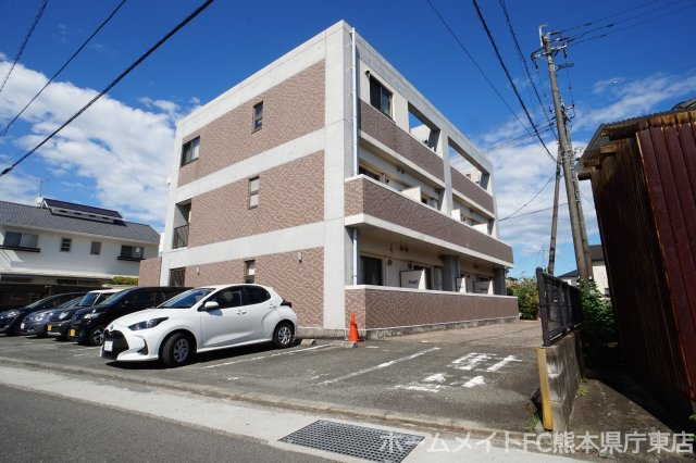 熊本市南区出仲間８丁目の賃貸マンション