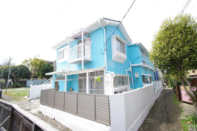 熊本市中央区薬園町のアパートの外観