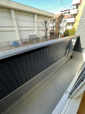 【バルコニー】 | どまるんはうす
