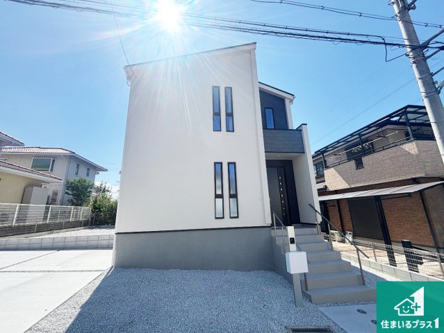 堺市南区御池台　新築一戸建ての外観|安心の10年保証！外観を美しく保ち、雨水で汚れを落とします！気になることがありましたら、お気軽にお問い合わせください！