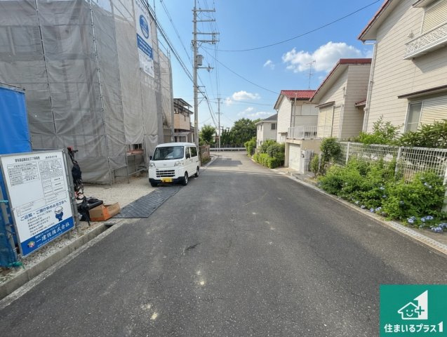 堺市南区御池台　新築一戸建ての前面道路含む現地写真|周辺は落ち着いた街並みの住宅地！子育てがしやすい住環境です！まだ未完成ですが、現地でしかわからない事もございます。是非一度ご覧ください。