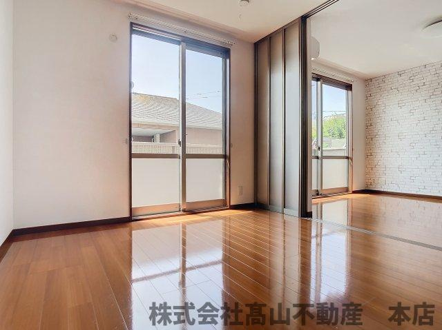 シャーメゾン沖Aの居間・リビング