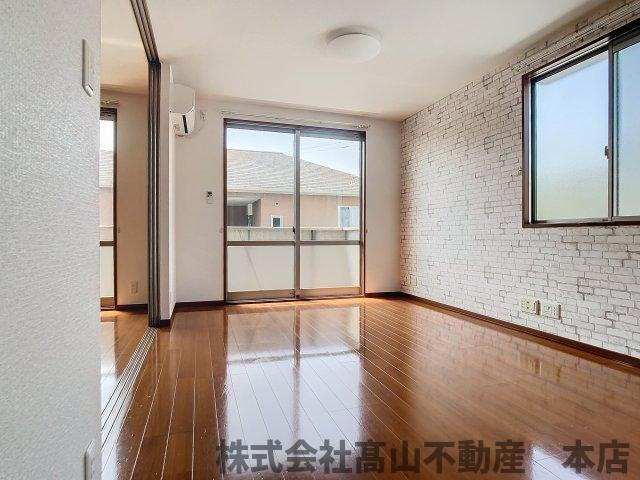 シャーメゾン沖Aの居間・リビング