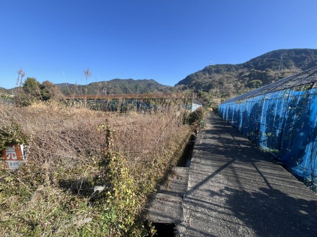 奈良木町土地の前面道路含む現地写真