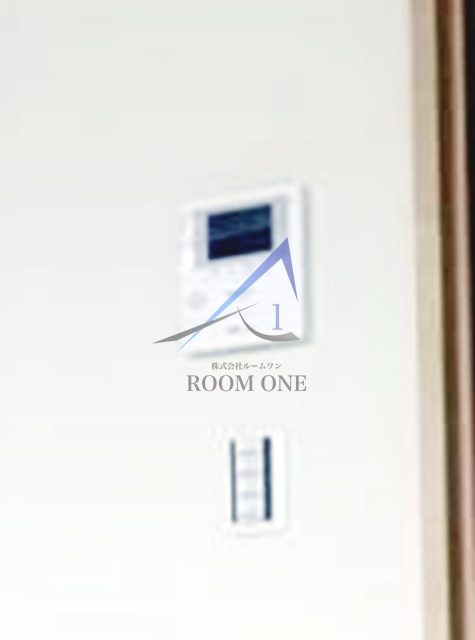 エアカーサ四ツ木のセキュリティ|モニター付きインターホンです。