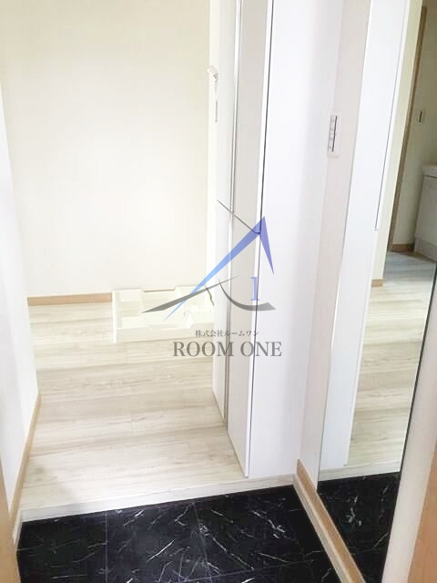 エアカーサ四ツ木の玄関|玄関です。