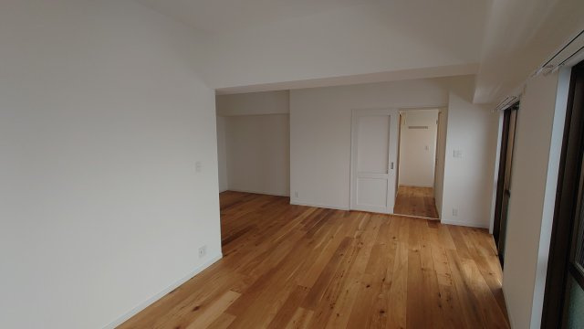 【居間・リビング】