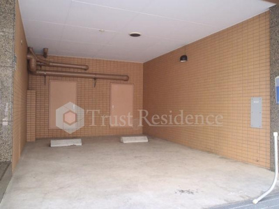 【駐車場】 | メゾンドヴィレ日本橋茅場町