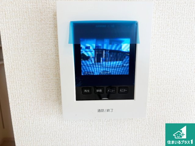 ●19(土)～23(水)現地案内可能！　奈良市法蓮町　ラスト1邸　の防犯設備|カラーモニターインターホン！声だけでなく来訪者の姿や顔がモニターで確認できるので、小さなお子様がいらっしゃるご家庭でも安心できます！