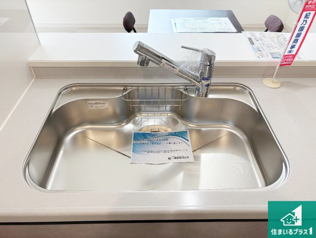 ●19(土)～23(水)現地案内可能！　奈良市法蓮町　ラスト1邸　の設備|洗い物も楽にできる、広々シンク！