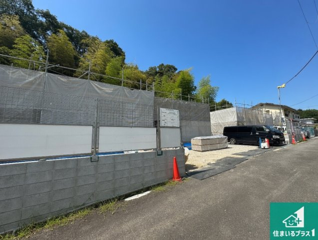 ●5(土)6(日)現地案内可能！　奈良市法蓮町　ラスト1邸　の外観|現在はこんな感じです。完成までが待ち遠しいですね。