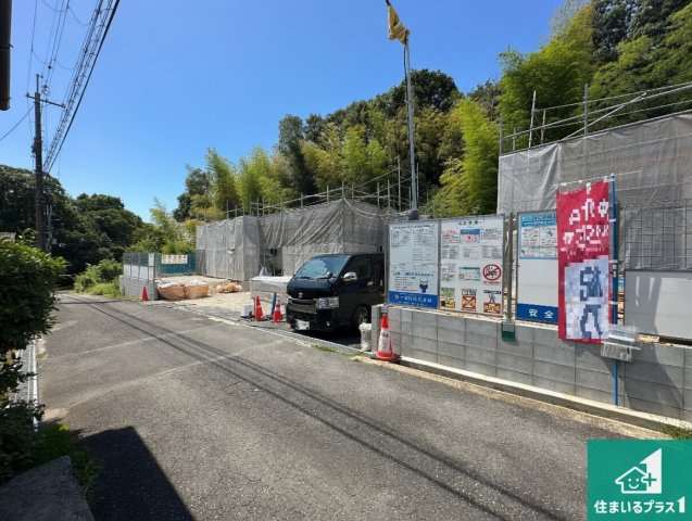 ●5(土)6(日)現地案内可能！　奈良市法蓮町　ラスト1邸　の前面道路含む現地写真|駅やスーパー、小学校・中学校等日常生活に欠かせない情報や道のりもご紹介いたしますのでお気軽にご相談ください。