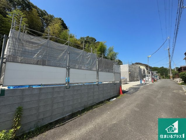 ●5(土)6(日)現地案内可能！　奈良市法蓮町　ラスト1邸　の外観|建築中ですが現地を見ると分かる事もございますので、ぜひ一度現地をご覧ください。
