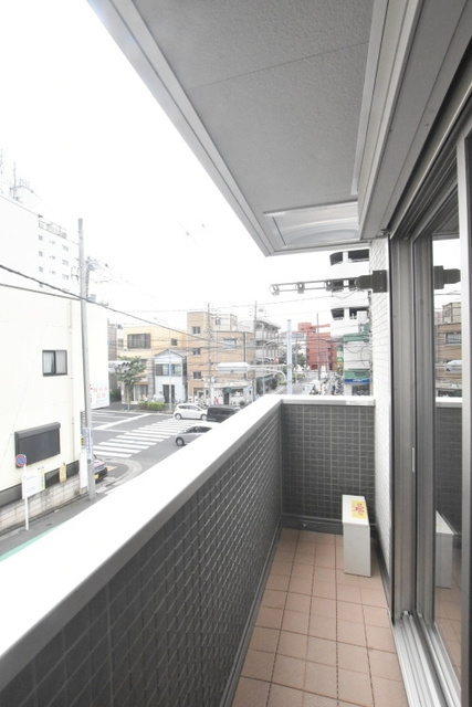 エスポワール南太田のバルコニー