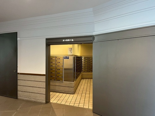 ライオンズヒルズ高知のその他共用部分|その他共有部分：メールコーナー     （2026年2月撮影）