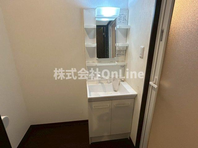 グランパシフィック生野東の独立洗面台