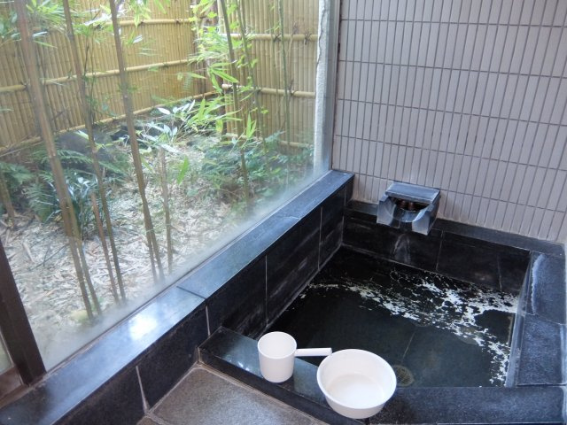 伊東市　伊豆急伊豆高原地区の浴室