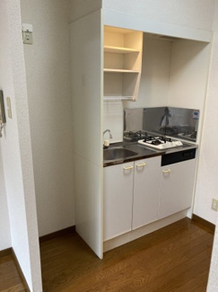 【キッチン】 | ラ・プルミエール | ラ・プルミエール　４０５号室と同タイプのお部屋です。