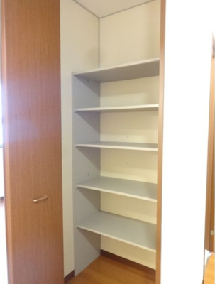 【収納】 | サンシャインヒルズB棟 | ☆神戸市垂水区　サンシャインヒルズB棟☆