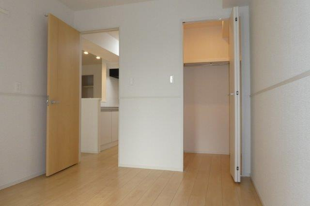 グラン・シャリオの寝室|洋室