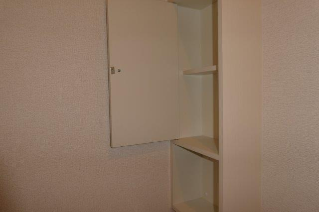 グラン・シャリオのトイレ|棚