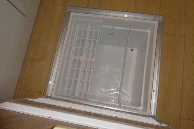 グラン・シャリオのキッチン|床下収納