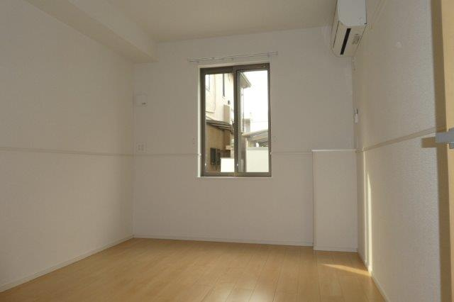 グラン・シャリオの寝室|洋室