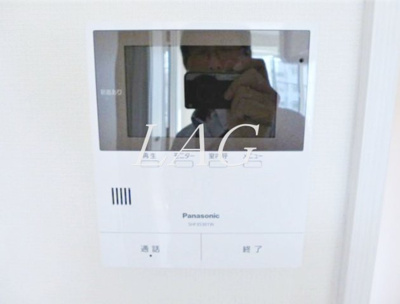 【セキュリティ】 | グランリュクス東大井 | モニター付きインターホンです。