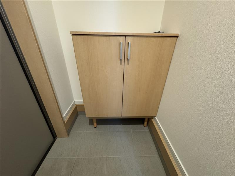 宝生町貸家の玄関