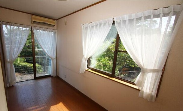 【洋室】 | 大室高原別荘地　戸建