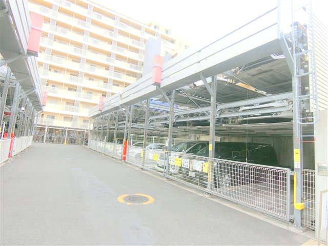 リビオ新蒲田の駐車場|敷地内機械式駐車場　空き状況等詳細はお問合せください。