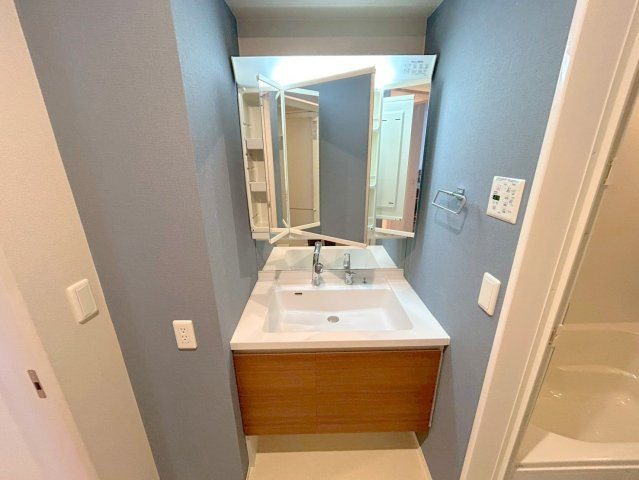 オーヴェルニュセイベの洗面所