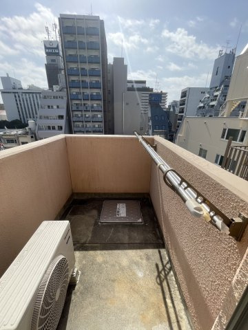エンプレス上本町のバルコニー|南方角です。