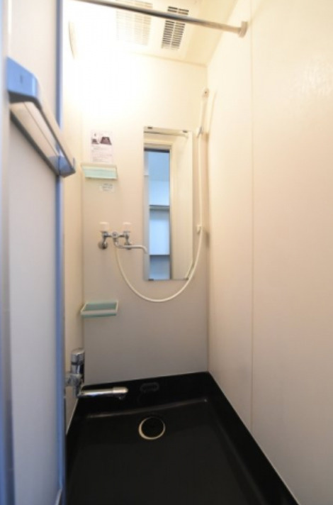 新宿区高田馬場４丁目のアパートのシャワールーム