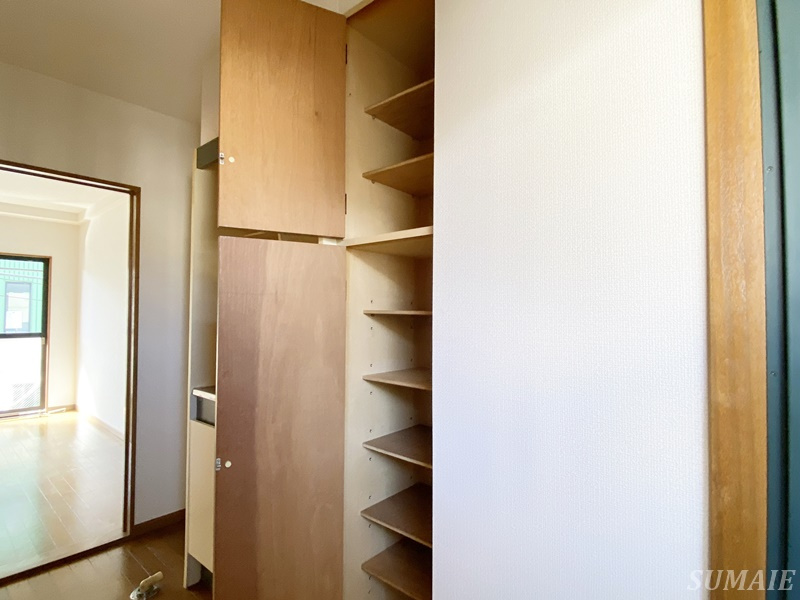 ＮＳビルの収納|シューズボックスです☆