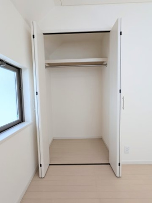 【収納】 | ルーバー付きの外観が印象的なスタイリッシュ住宅