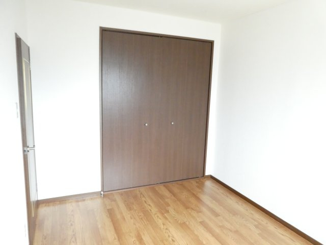 ヴィエント信和の寝室