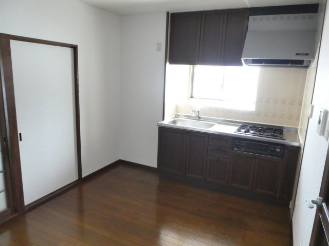 ヴィエント信和の居間・リビング