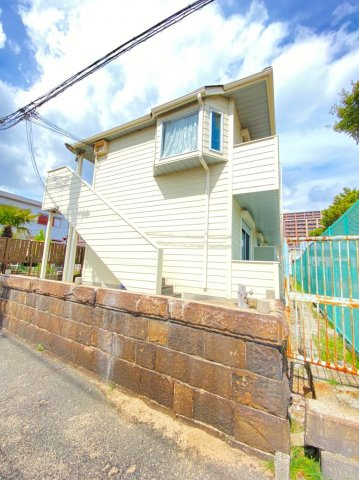 リバージュ須磨浦の外観