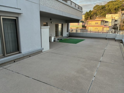 【バルコニー】 | グレイスロワ垂水高丸 | ルーフバルコニー