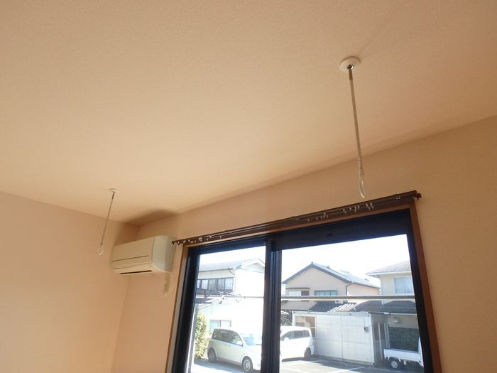 コーポブルースカイの設備|室内物干